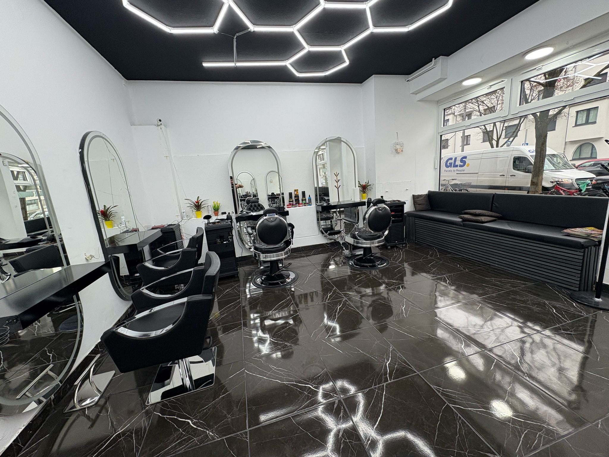 Salon